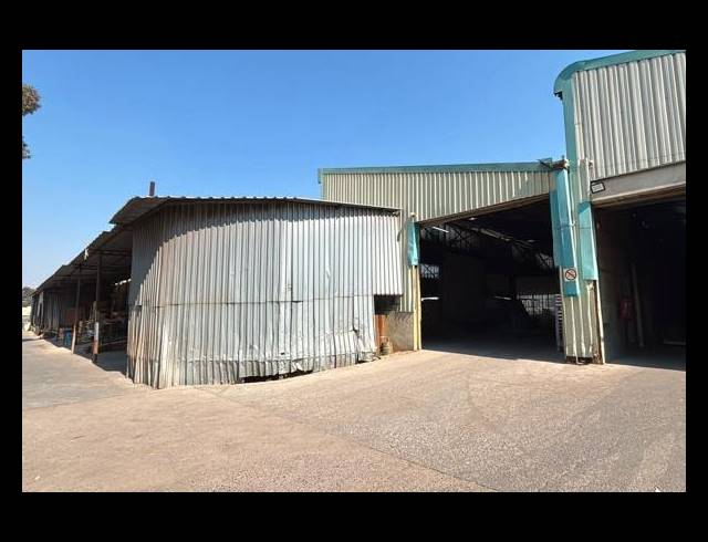 3,000M² WAREHOUSE TO LET IN ANDERBOLT